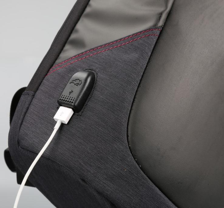 Mochila reflexiva Blink com porta USB